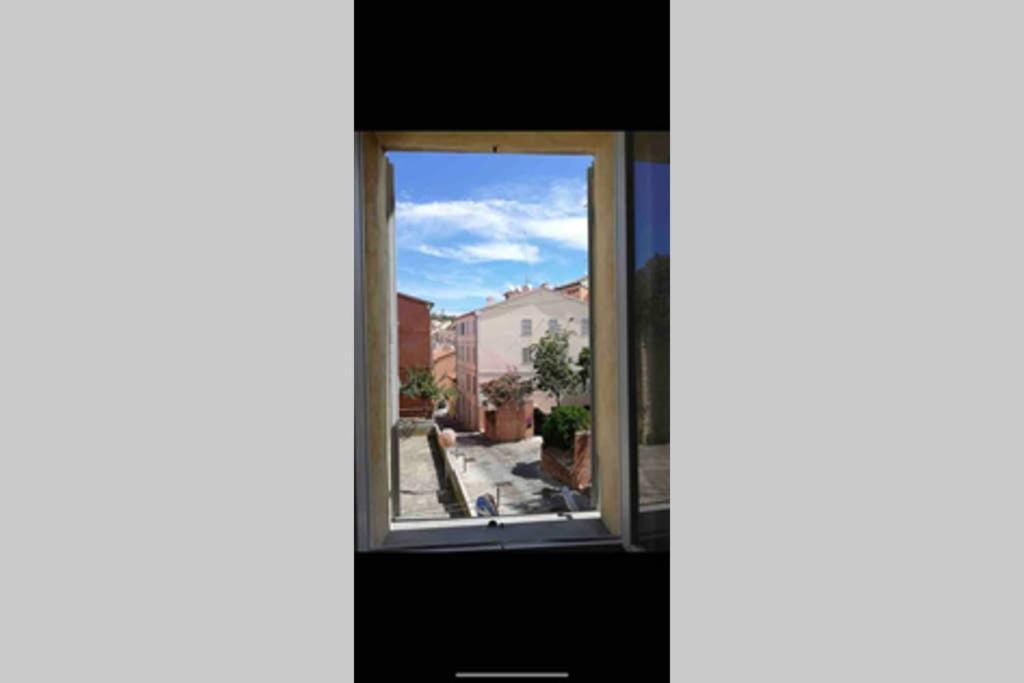 Appartamento Nel Centro Storico 안코나 외부 사진